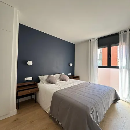 U-nique At Albigesos Barcelona